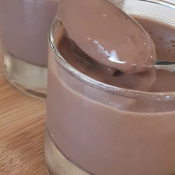 Crème au chocolat sans oeuf sans crème