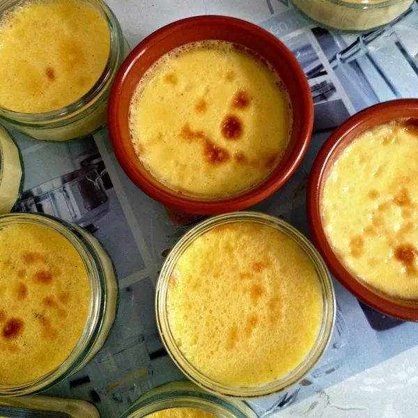 Petites crèmes aux oeufs